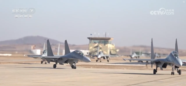 歼-16挂载4枚反舰导弹战备值