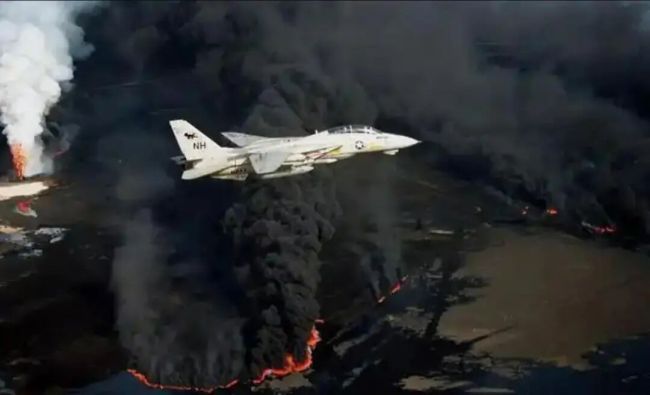 德黑兰的白昼暗如黑夜！太可怕了，仿佛瞬间进入地狱！