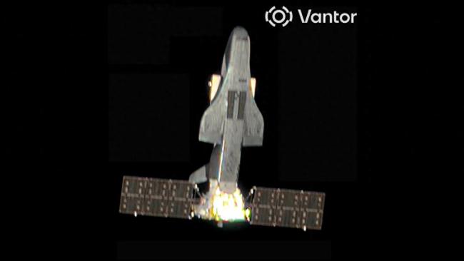 中国新一代空天飞机再曝光！美卫星拍到高清图像