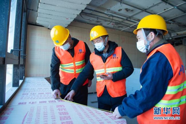 三场“特殊”的视频连线——首都建设者“就地过年”记