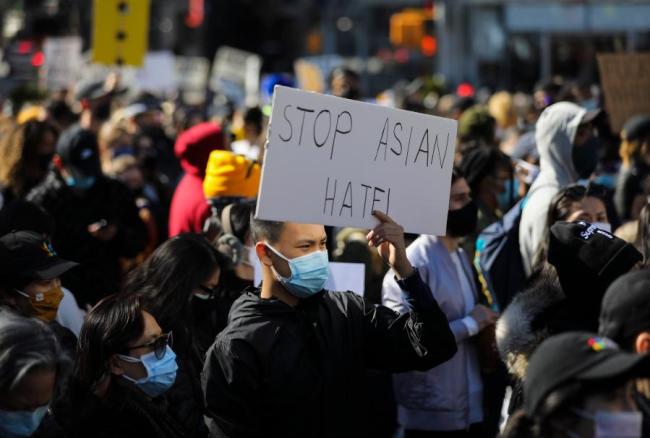 全球连线 | 仇恨犯罪频发 美国亚裔拒当“哑裔”