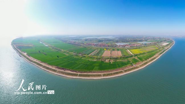 长江武汉至安庆段6米水深航道全线贯通
