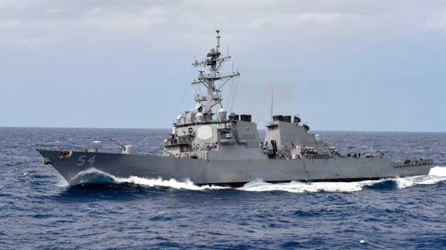 东部战区发言人就美国驱逐舰穿航台湾海峡发表谈话