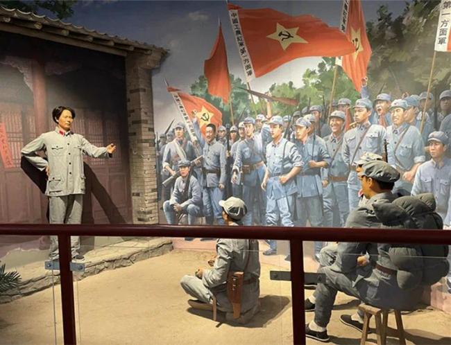 《七律·长征》是在榜罗镇会议