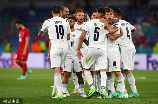 欧洲杯揭幕战：意大利3-0完胜土耳其，取得开门红
