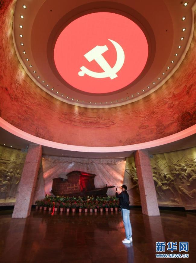 奋斗百年路 启航新征程·启示录丨民族复兴的坚强核心——中国共产党成立100周年启示录之“领航篇”