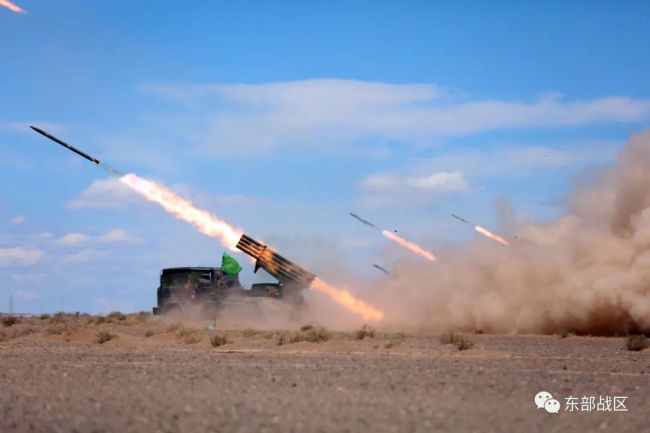 大漠亮剑！炮兵实弹射击高清大图来袭