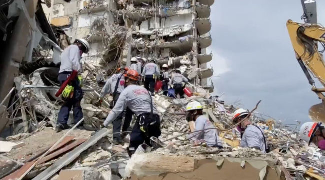 全球连线 | 国际救援专家很遗憾：美国佛州塌楼搜救“浪费太多时间”