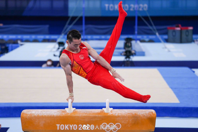中国男子体操队夺得体操男子团体铜牌