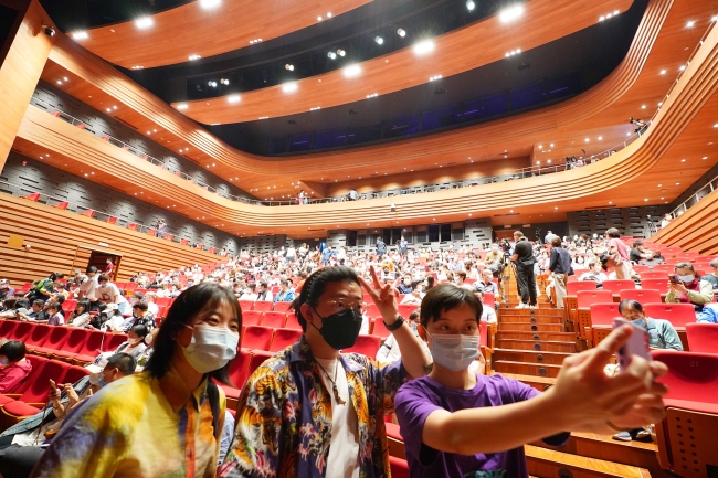 北京国际戏剧中心让北京人艺“提速”