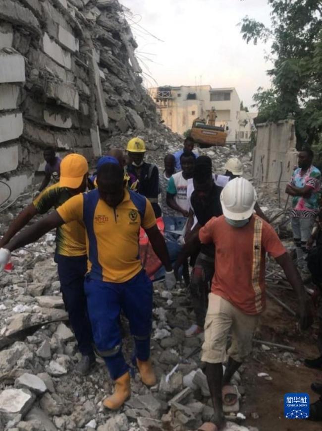 尼日利亚一在建楼房坍塌