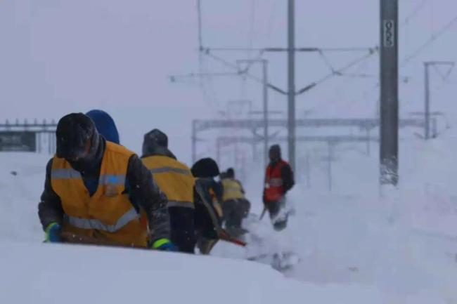 打破70年来纪录！极寒暴风雪冰封通辽