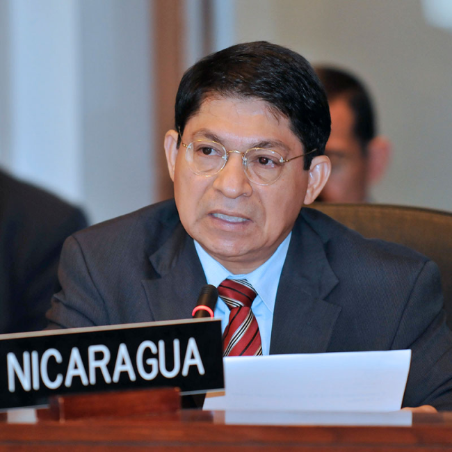 中尼签署复交公报,为何不是尼外长亲自来?