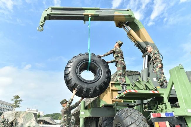 南部战区部队热血开训！