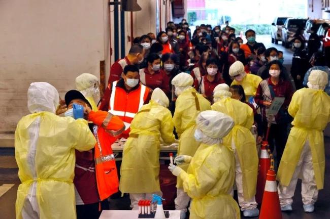 台北桃园机场出现新冠病毒群聚感染 已有4人确诊