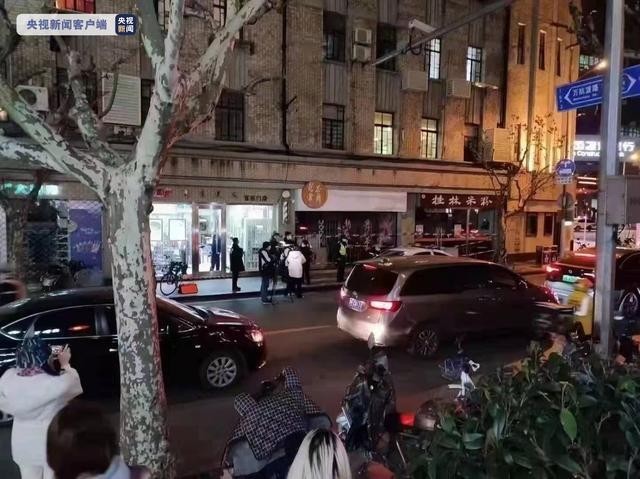 买杯饮料就传染?专家:口罩或需升级