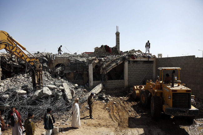 也门萨达省一牢狱遭空袭 殒命人数上升至87人