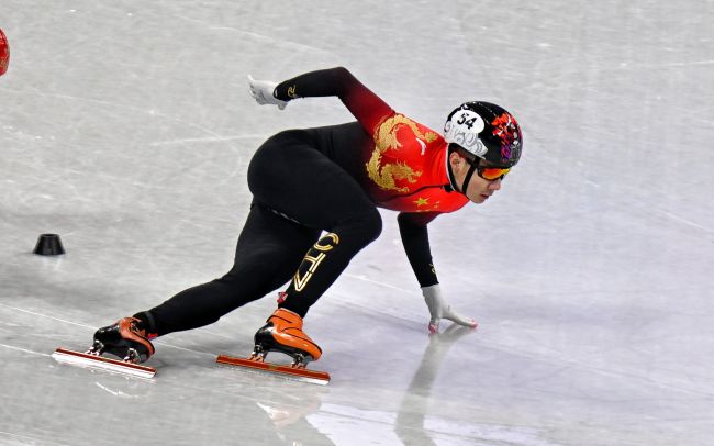 短道速滑男子1000米决赛，任子威李文龙包揽金银