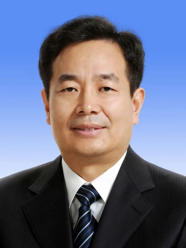 陈小江任中央统战部分管日常工作的副部长