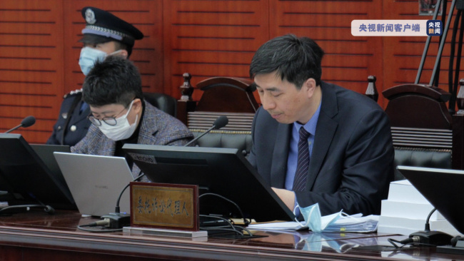 江秋莲诉刘鑫案二审庭审近四小时 法庭择期宣判