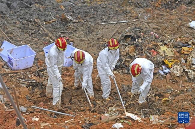 藤县空难搜寻工作持续开展