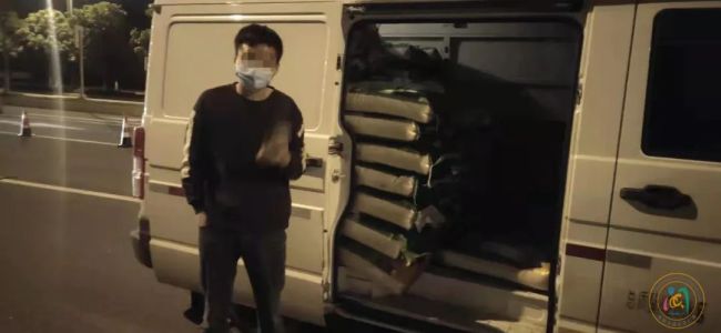 福建多名红码人员藏货车内偷偷外出：感觉太无聊想趁送货出来转一圈