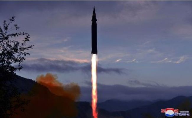 韩军：朝鲜试射弹道导弹 速度11马赫