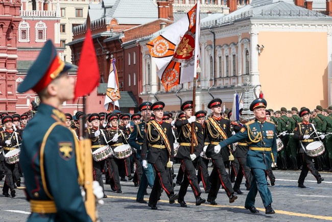俄罗斯举行纪念卫国战争胜利77周年红场阅兵总彩排