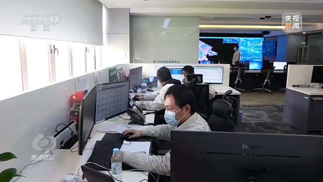 焦点访谈丨汇聚微光 顽强守“沪”