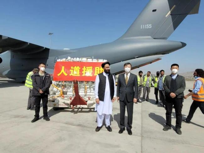 中国空军运-20飞抵阿富汗