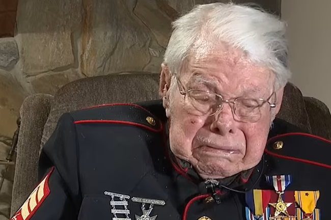 百岁二战老兵谈美国现状：这不是我为之而战的国家