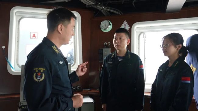 中国航母入列10周年，我国航母指挥员有多厉害？