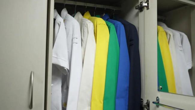 超飒!她们是辽宁舰女兵