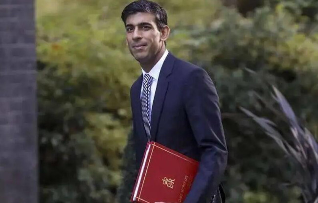 苏纳克将出任新任首相 系英国历史上首位亚裔首相