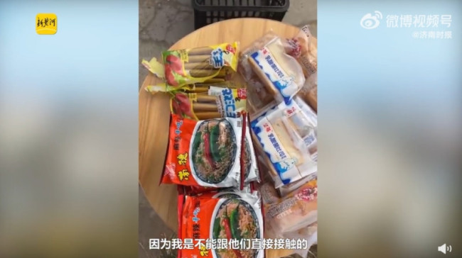 开封一店家讲述徒步返乡人群现状：很心疼