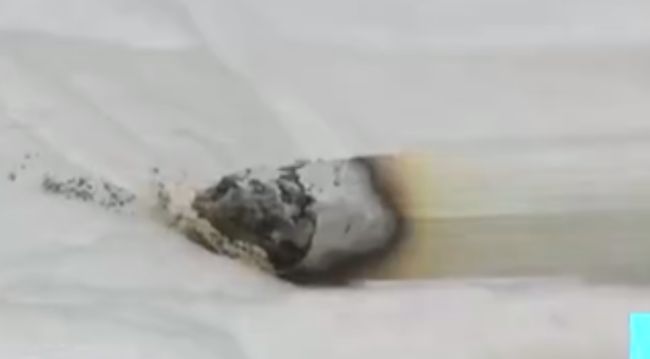 员工躲厕所抽烟起火被辞索赔29万 法院：合法开除无需赔偿