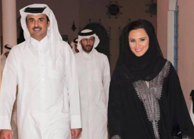 卡塔尔王妃现身摘下面纱惊艳全球 买下“半个英国”美貌惊人