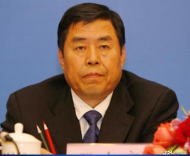 原北京食药监局局长被开除党籍 与他人发生不正当性关系
