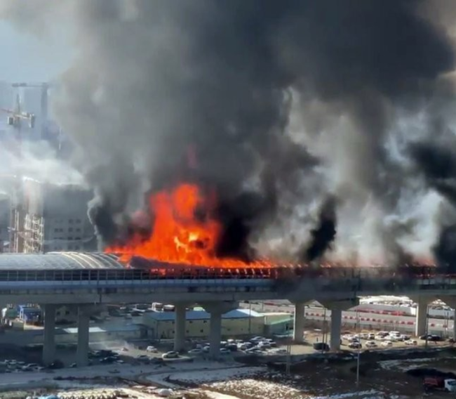韩国高速公路突发大火，造成至少6死29伤
