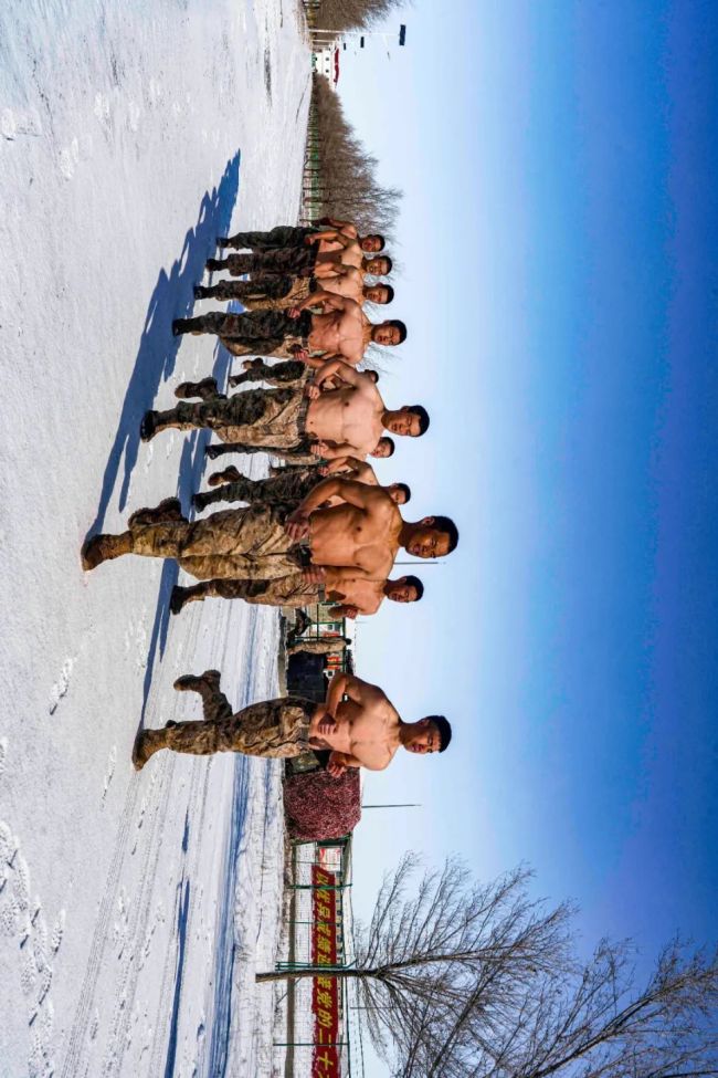 -35℃！冰天雪地中的热血军人，帅！