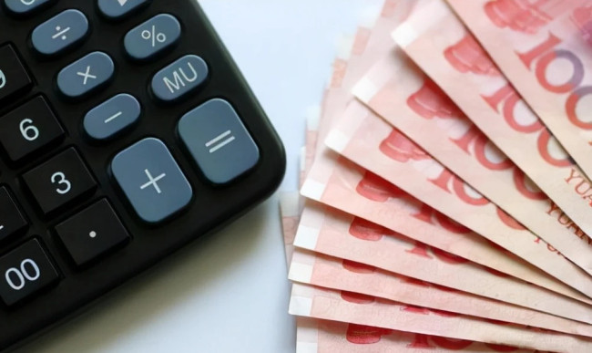 月收入一万真是常态吗？12.7亿的人月收入低于5000元
