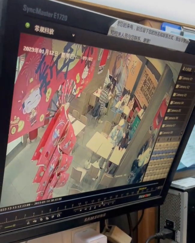 麦当劳员工餐盘滑落 孕妇被砸中流产 店家不肯认责