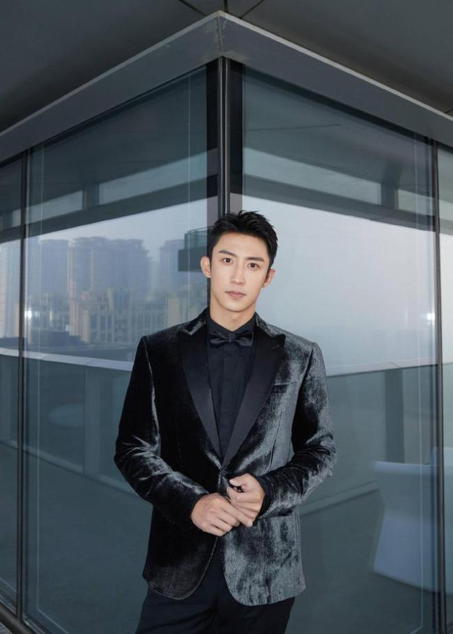 黄景瑜工作室回应私生活传闻:已委托律师取证追责到底