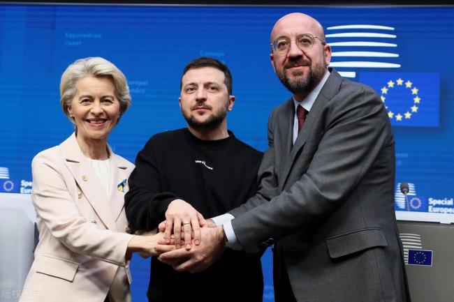 美法撤侨背后或预示俄邻国将出兵参战，当务之急是避免三战爆发！