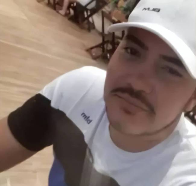 巴西一酒吧发生枪击事件 警方正逮捕凶手 