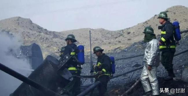 知情人称坍塌被埋人员有生还可能：实拍核心救援现场！