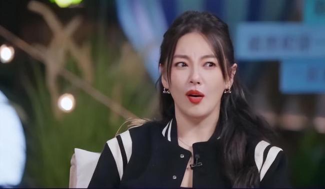 陈妍希在节目中疯狂撒糖 恩爱羡煞旁人