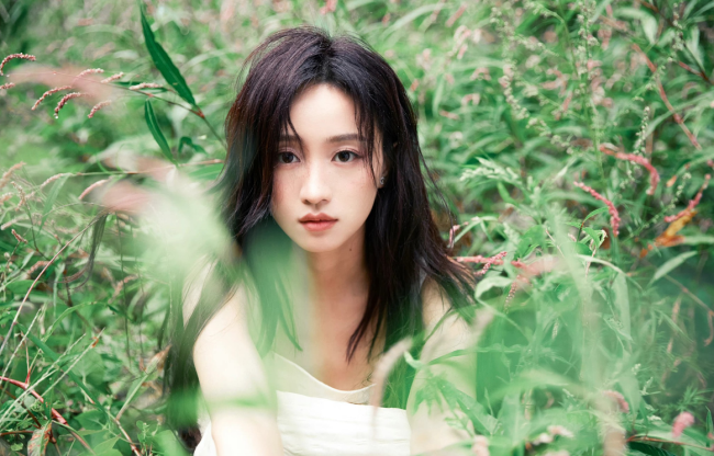 黄婷婷违约强执仅查出9万财产 网友：张颂文老师说过，95.5%都是普通人