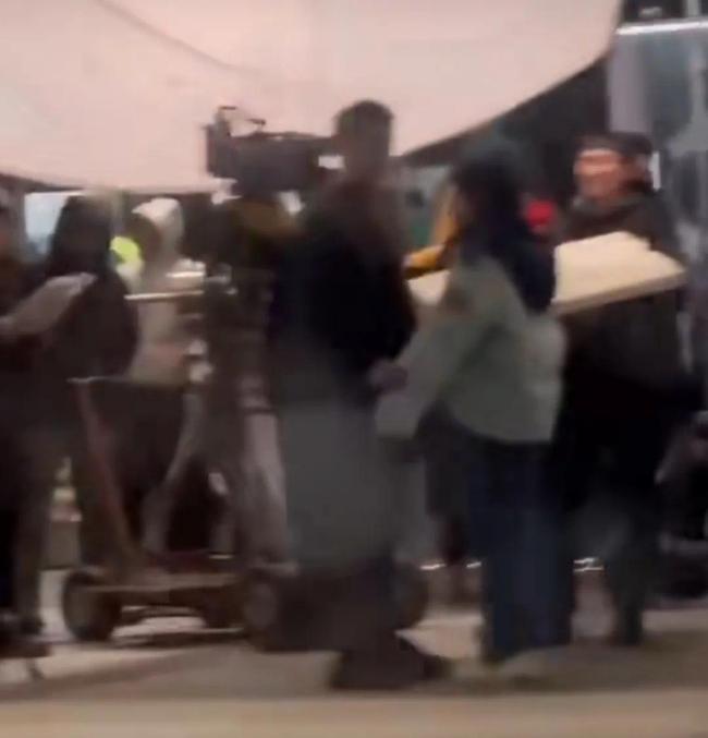 吴磊赵今麦新剧撒娇路透 网友：我劝你最好边拍边播 