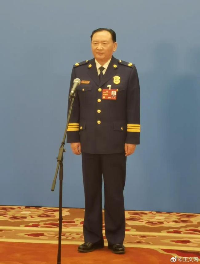 “蓝朋友”是可信赖的：保民平安是职责使命所在！
